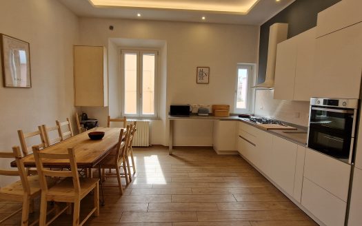 Rif. A 42 – SPLENDIDO APPARTAMENTO A DUE PASSI DAL MARE –