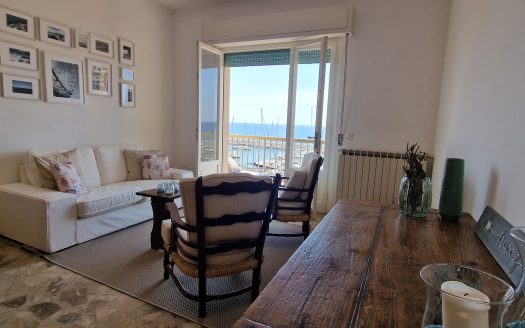 RIF. A 48 –   STREPITOSA  VISTA MARE –  2 CAMERE  – 4 POSTI LETTO