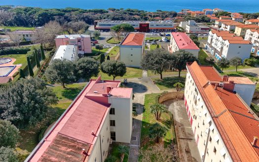 RIF. V 156 C –  San Vincenzo Quadrilocale con Garage: Ottima Posizione Vicino al Mare e ai Servizi