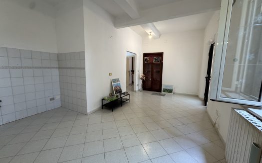 RIF. V 158 – Comodo Appartamento con Ingresso Indipendente Vicino al Mare e al Centro di San Vincenzo