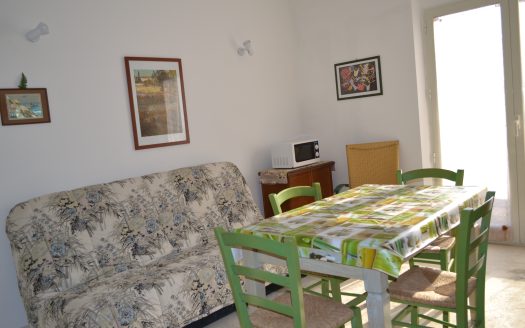 Rif. A 28 Alex – GRAZIOSO BILOCALE VICINO AL MARE