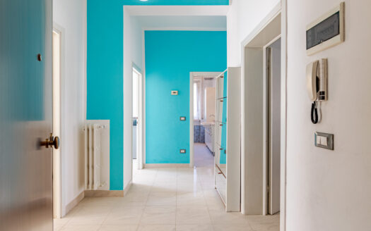 RIF. V 168 – Luminoso Quadrilocale a San Vincenzo – Posizione Strategica e Confort